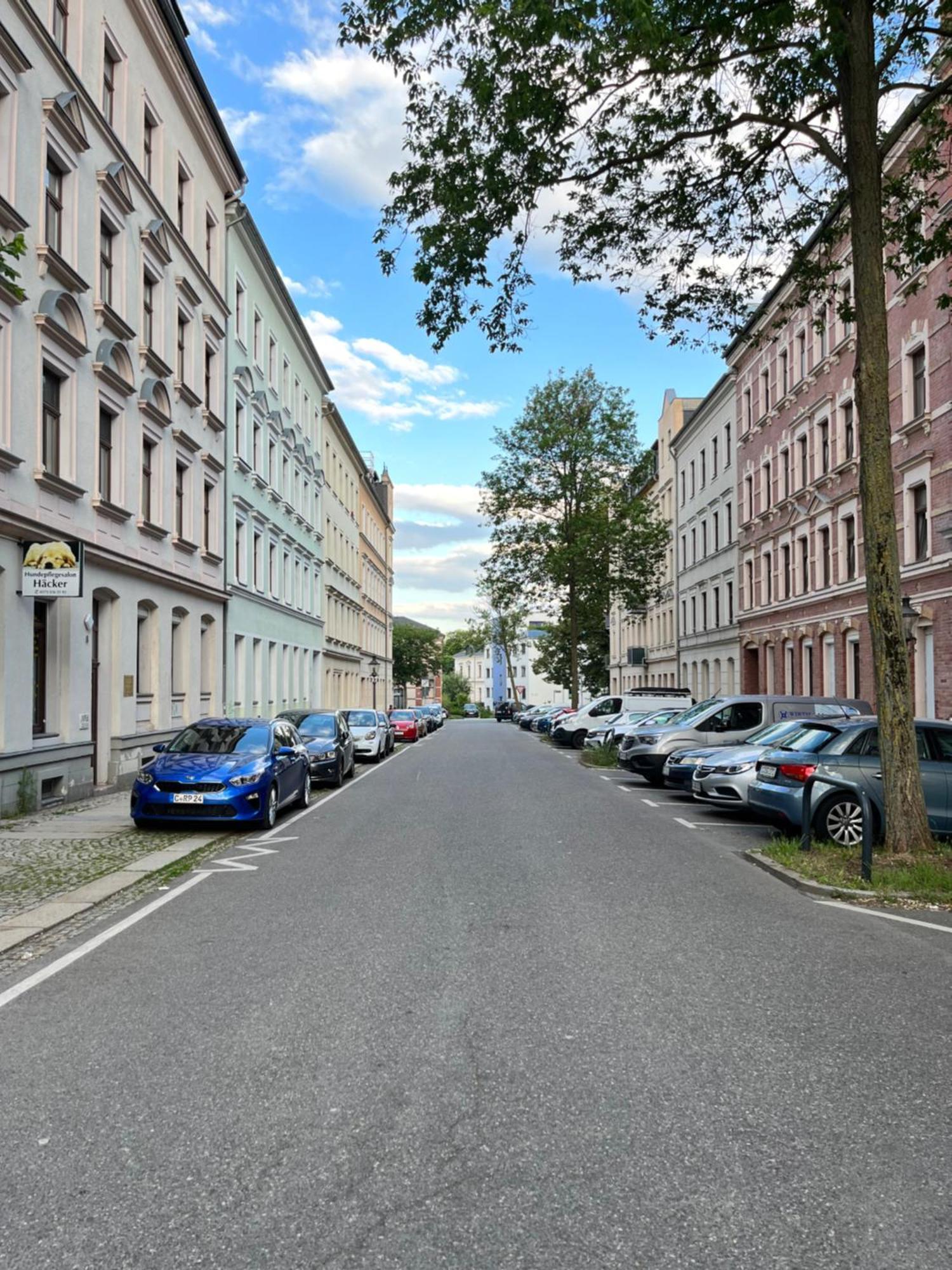 K2-Project - Gipfelstuermer - Ueber Den Daechern Von Schlosschemnitz Exterior photo